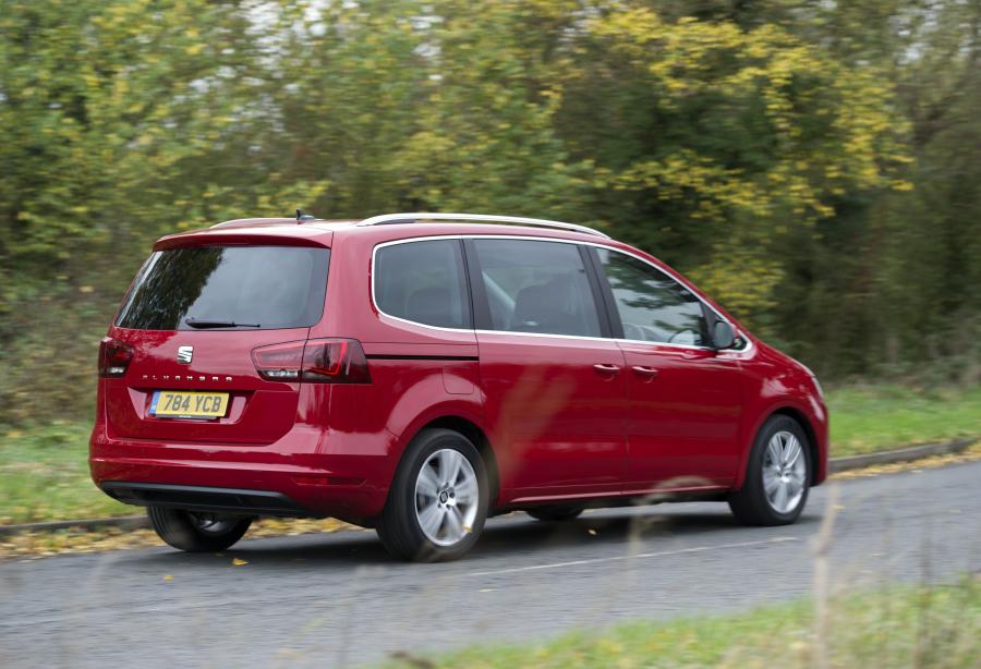  Seat Alhambra 2015 года  (UK) (фото 6 из 30)